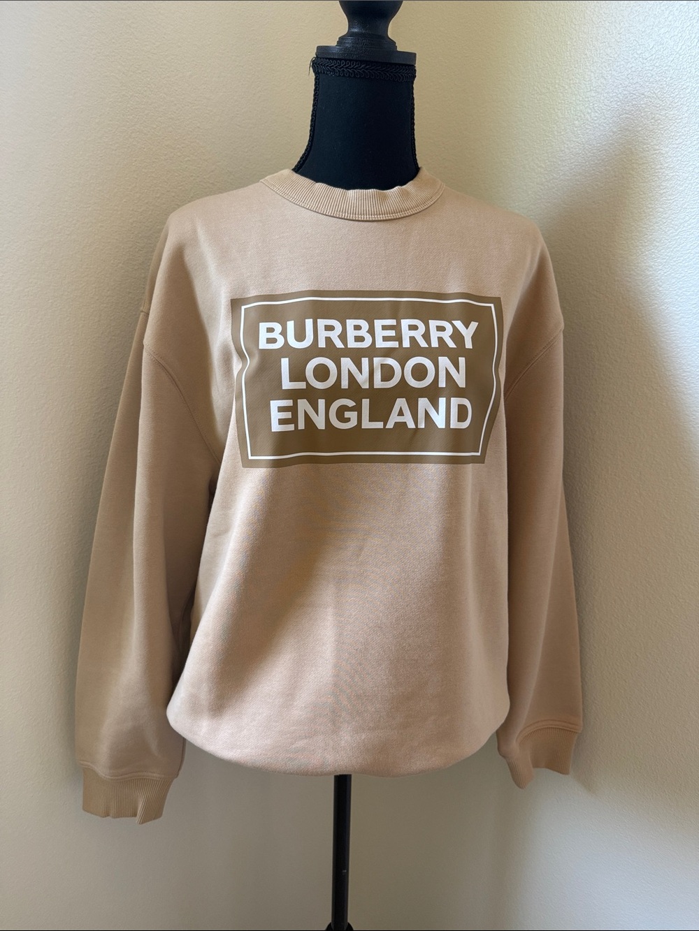 BNWT Burberry Women’s Tan Crewneck Sweatshirt